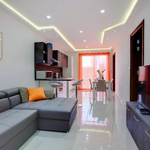  Apartamento La Rive Malta